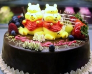 happy-birthday-cakes-with-fruit-3