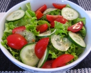 Como Fazer Salada de Alface Tomate e Pepino (13)