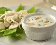 Salada mix de legumes com molho de iogurte350