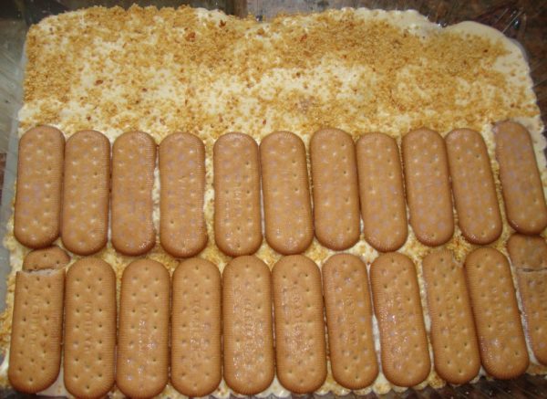 Fazendo Torta de Amendoim com Bolacha de Maisena